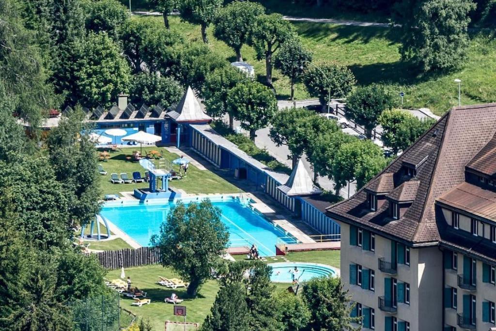 Apartment Aaa Allegra Rojo With Mountain View Scuol