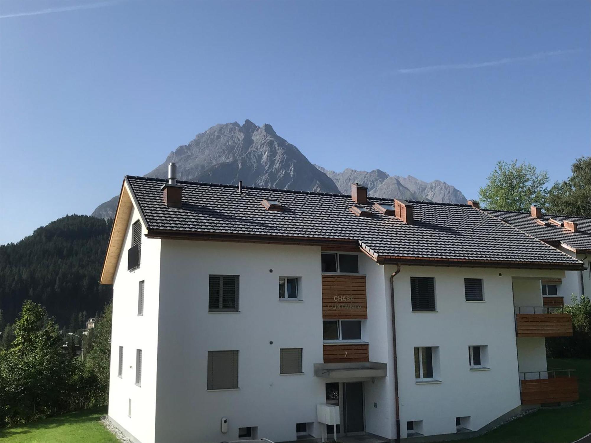 Apartment Aaa Allegra Rojo With Mountain View Scuol